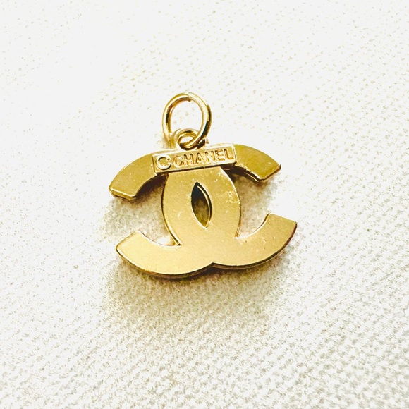Chanel White, Gold & Crystal Pendant, Authentic Charm, Double CC Logo, Upcycled - Picture 3 of 3